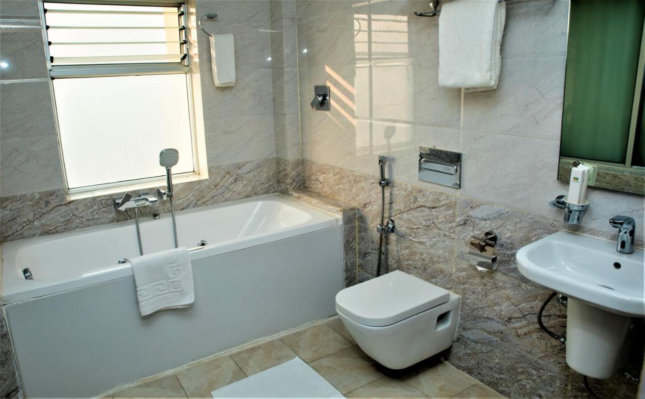 Gautam Buddha Airport Hotel Bhairāhawā Εξωτερικό φωτογραφία